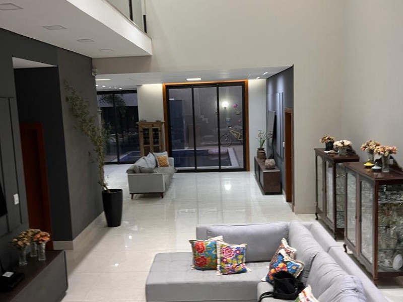 Belíssima casa no São Cristóvão 